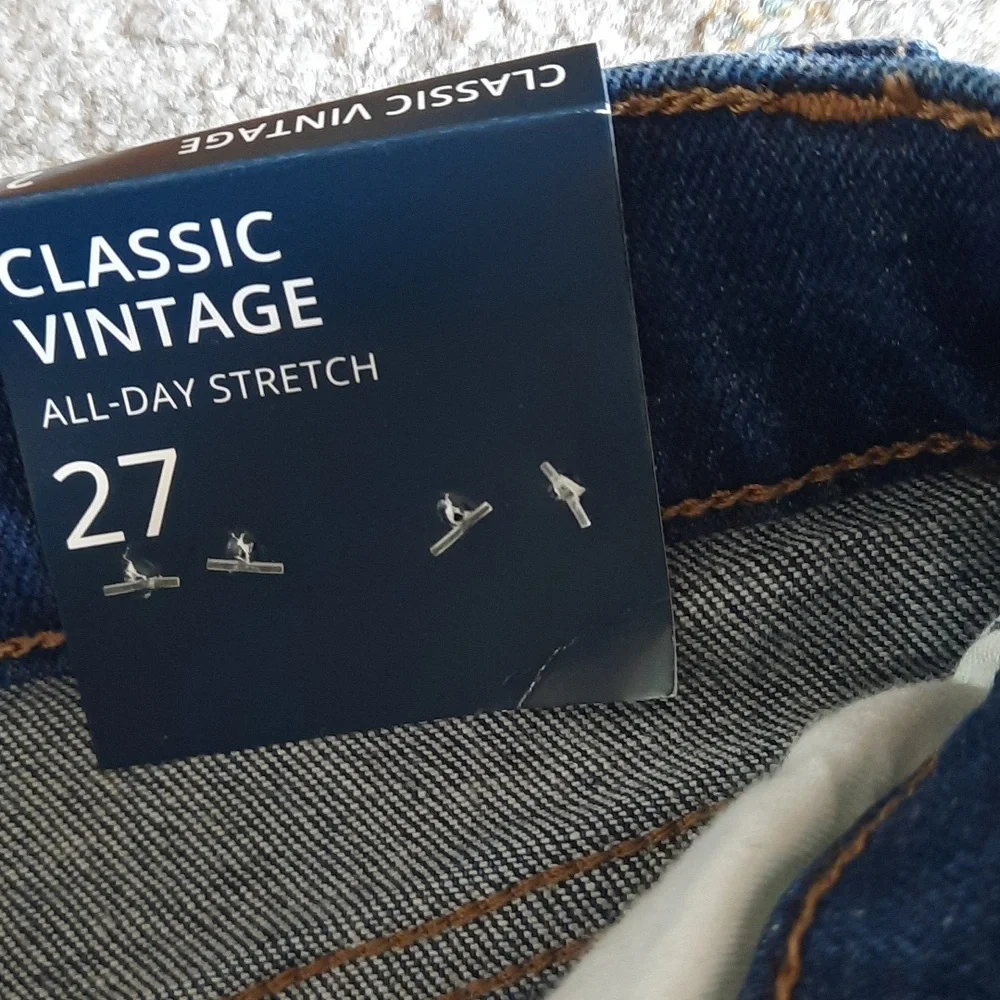 NWT J crew Classic Vintage Dark Wash Jeans 27/4 - Picture 2 of 8